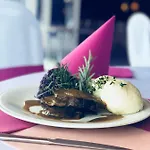 德里克尤斯酒店 酒店