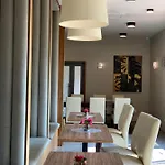 德里克尤斯酒店 酒店