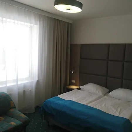 Delicjusz Hotel Trzebaw