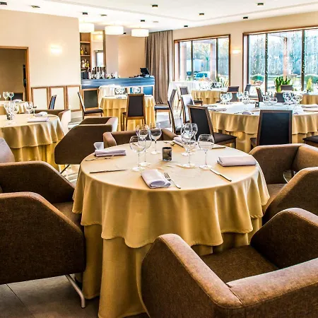 Delicjusz Hotel Trzebaw