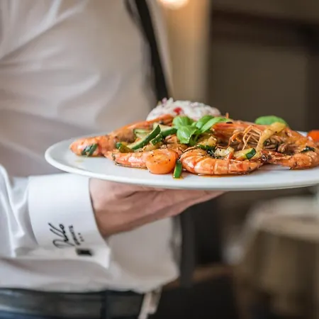 Delicjusz מלון Trzebaw