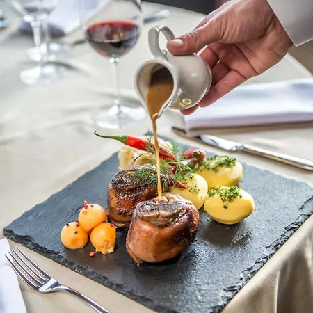 Delicjusz מלון Trzebaw