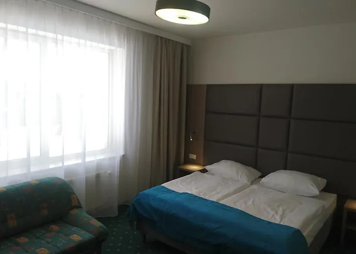 Delicjusz ホテル Trzebaw