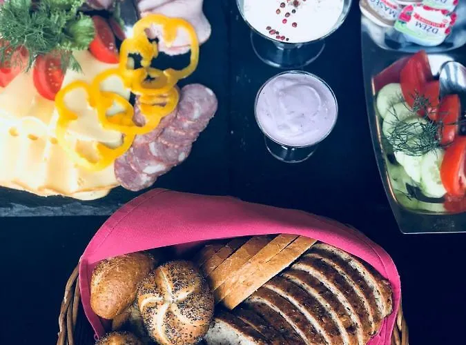 Hotel Delicjusz Trzebaw